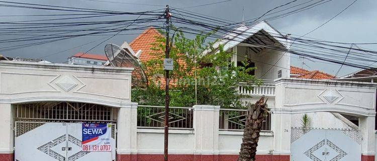 Sewa Rumah Pusat Kota Jl Progo Darmokali Cocok Kantor Klinik Fnb 1