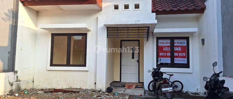 Rumah Bagus HGB di Taman Indah Regensi, Sidoarjo 1