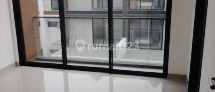 Osaka Residence Pik2 6X10 Unfurnished 3+1 BR 3+1 Km 3 Lantai New 1
