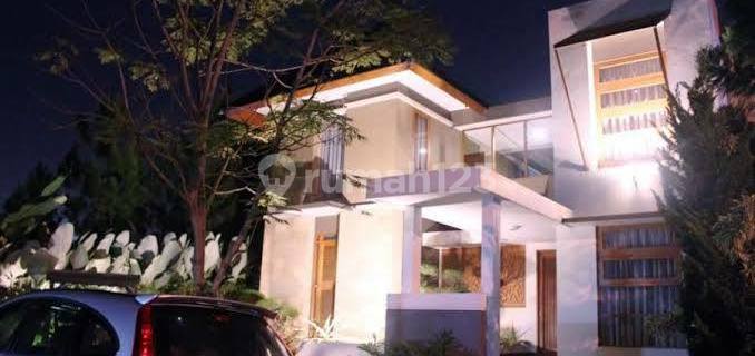 Rumah Luas Area Premium Bsd City - Harga Dibawah Pasaran! 1