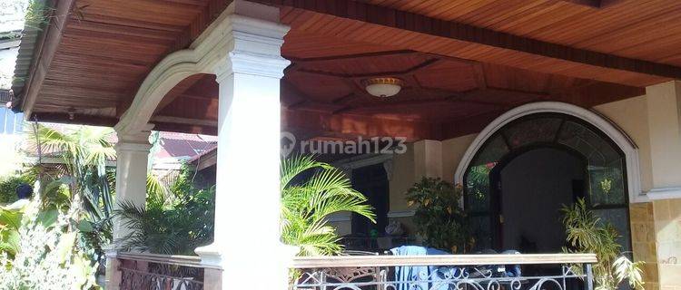 Jl Flores Manado Kota Rumah 7 Kamar Dijual 1