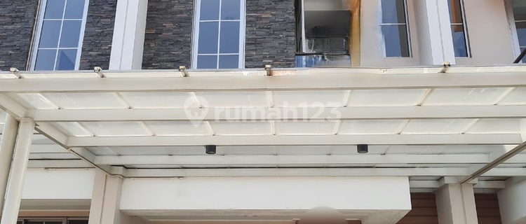 Phase 2 Cluster House PIK 2 3 Floors 4.5x10 3BR Hazel Type SHM KPR Available 1