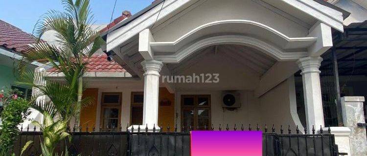 Rumah Sewa 2 Lantai di Taman Harapan Baru 1