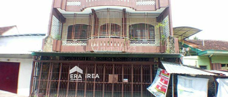 Jual Rumah Solo Kepatihan Dekat Pasar Gede Solo 1