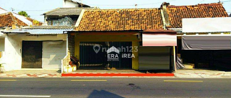 Ruang Usaha Jogja Dijual Dekat Alun-Alun Kidul 1