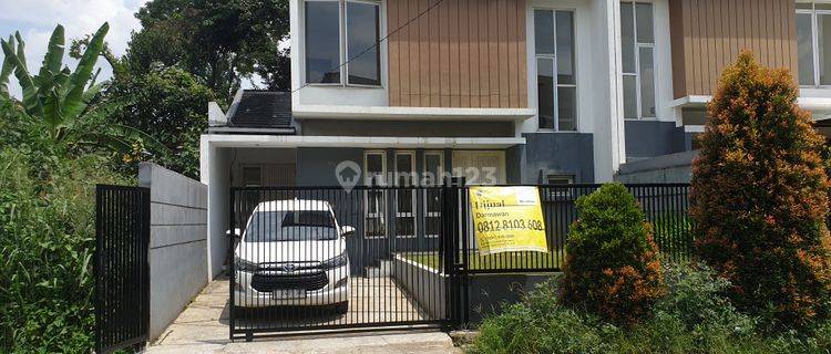 Rumah 2 lantai suasana nyaman & sejuk 1