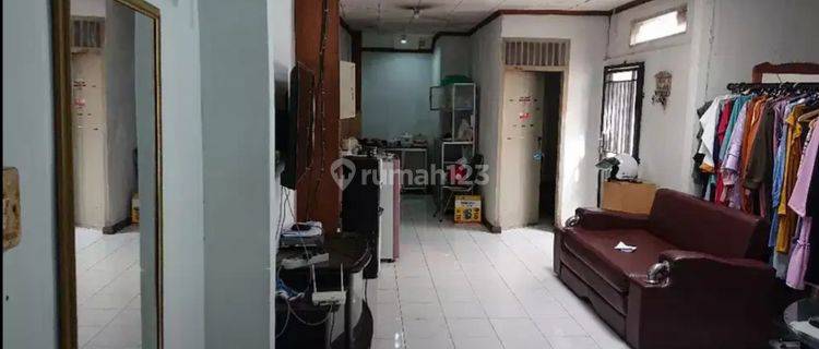 Rumah Ada Ac Tiap Kamar di Lengkong  1
