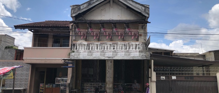 Ruko 3 Lantai Cocok Untuk Segala Usaha di Ciledug, Garut 1