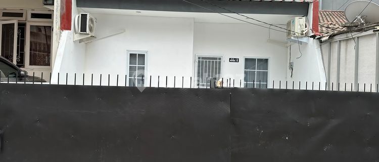 Dijual Rumah Kecil Hbs Renovasi di Gading Indah Utara, Jakarta Utara 1