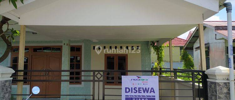 Rumah sewa 2 lantai siap huni di kawasan  perkotaan 1