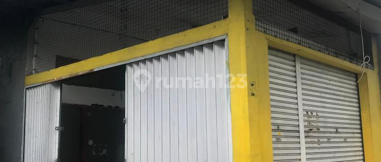 Store with Strategic Location Near Residential Area 1