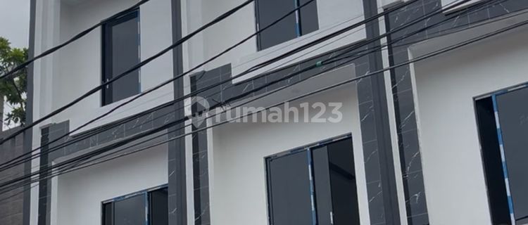 New Ready-to-Occupy House for Sale in Tanjung Duren 1