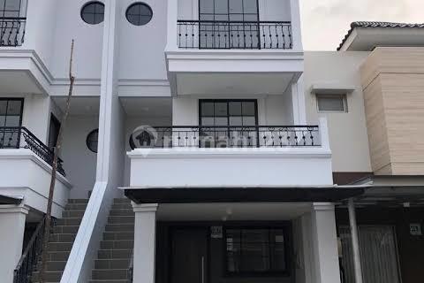 Disewakan Rumah Bagus 3 Lantai di Cluster Concerto Golf Island PIK 1