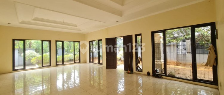 Dijual Rumah di Pondok Indah Jakarta Selatan Lokasi Strategis 1