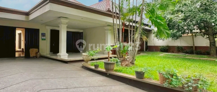 Dijual Rumah Hitung Tanah di Menteng Lokasi Strategis dan Nyaman 1