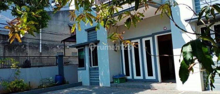 Dijual Murah Rumah dan kantor di Jembatan gambang 1