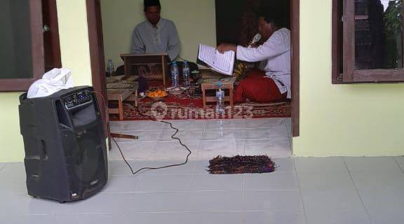 Di Sewakan Rumah Di Jalan Lasem Dupak 1