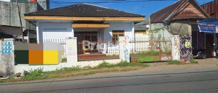 RUMAH LEBAR DALAM KOTA SIAP PAKAI 1