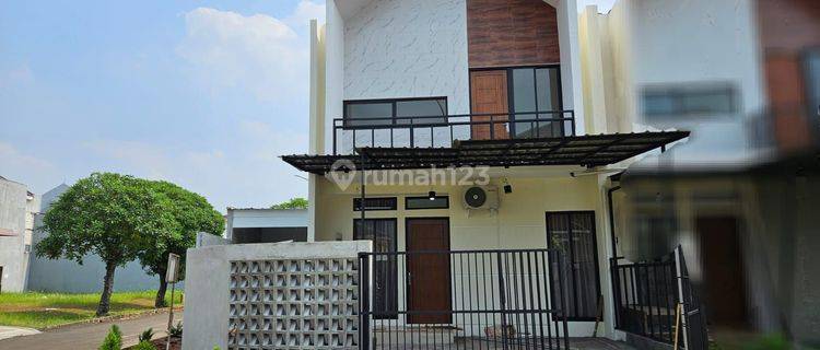 Dijual Rumah Huk Siap Huni 2 Lantai Di Anggrek Loka Bsd ~ Al002 1