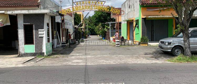 Kios Hook Dijual Murah, Dekat Umy, Cocok Untuk Usaha, Lt 60m2 1
