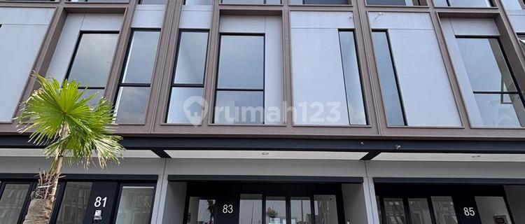 3-Story Shop House, Strategic Location, at Park Hive Avenue, Park Serpong 1