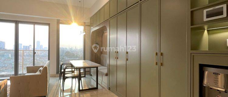 Sewa Apartemen 57 Promenade Thamrin Jakarta Pusat 2br Private Lift Full Furnished Brand New Near To Mrt 1