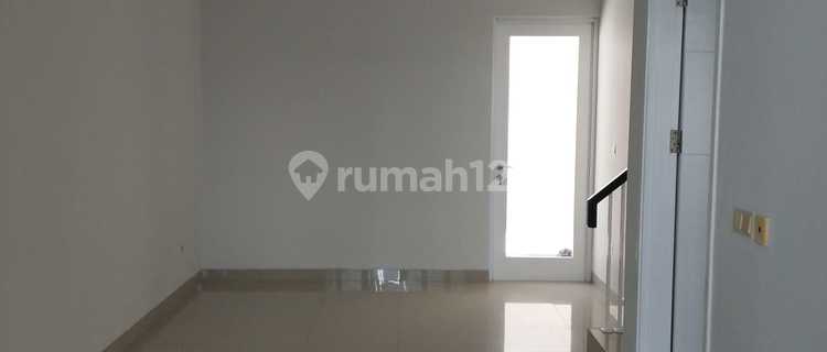 J for Rent Green Lake City House 4 AC Corner Position 1