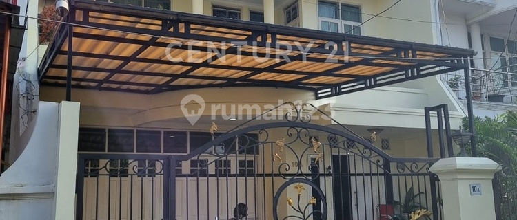 Disewa Rumah Mewah Furnished Di Utan Kayu Selatan, Jakarta Timur 1