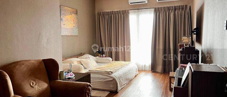 Rumah Dekat Permata Hijau, Jakarta Selata. Furnished. 1