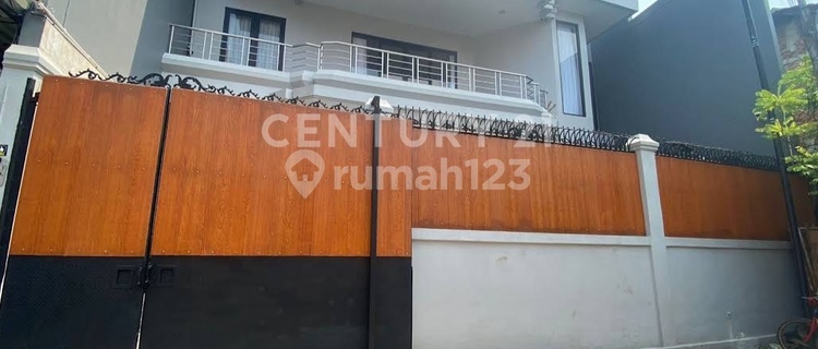 Rumah Mewah Dan Luas Di Pademangan, Jakarta Utara. 1