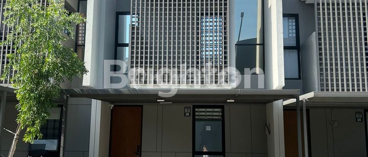 RUMAH DUA LANTAI LOKASI NYAMAN, TENANG DI KAWASAN GRAND WISATA 1