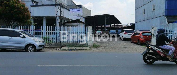 TANAH DAN BANGUNAN LOKASI SANGAT STRATEGIS DI JALAN UTAMA PAHLAWAN REVOLUSI PONDOK BAMBU 1