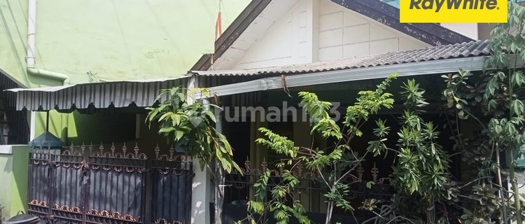 Dijual Rumah di Jl Banyu Urip Wetan Surabaya 1