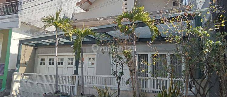 Dijual Rumah 2 lantai di Jl Kedung Klinter Surabaya Pusat 1