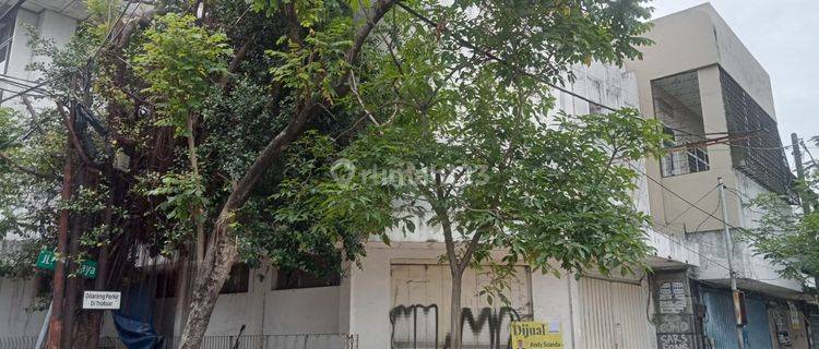 Dijual Ruko 3 lantai di Nol Jalan Pandegiling Surabaya Pusat 1