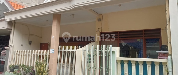 Dijual Rumah di Jl Banyu Urip Kidul Molin Surabaya 1