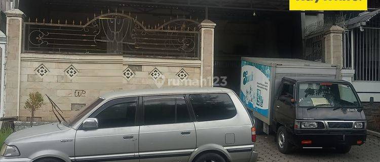 Dijual Rumah di Jalan Kemayoran Baru Surabaya 1