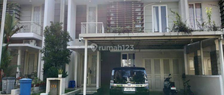 Rumah Mewah 2 Lantai Di Perum Green Hills Sleman 1