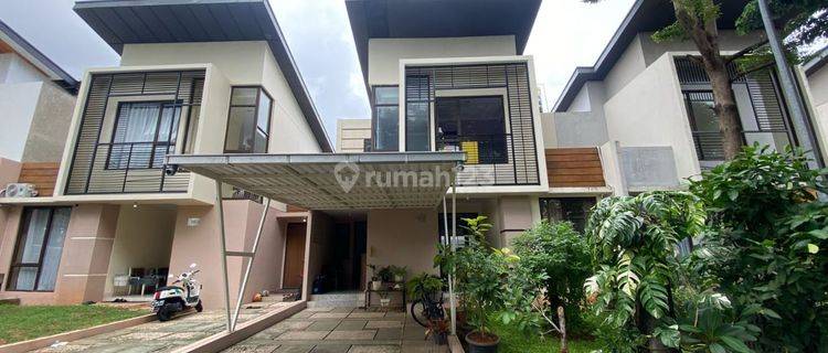 Rumah 2 Lantai Sudah Renovasi SHM di BSD City, Tangerang 1