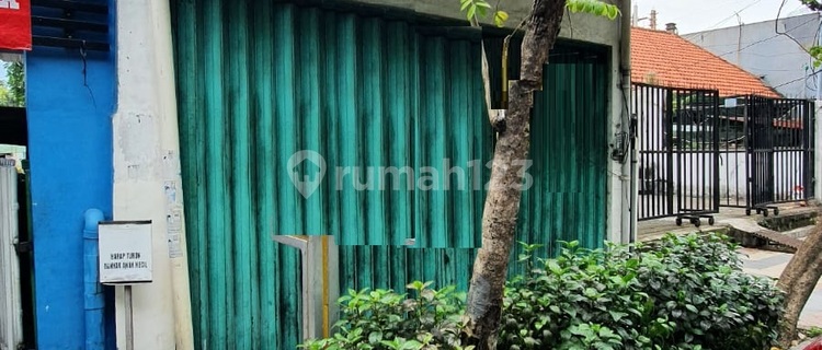 Disewakan Ruko Strategis Pusat Kota di Jl Diponegoro Surabaya 1