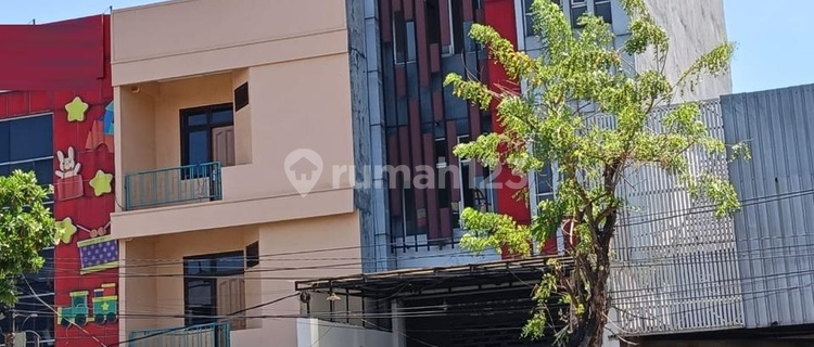 For Rent: Ready-to-Occupy Shop House on Jl Kupang Jaya Surabaya 1