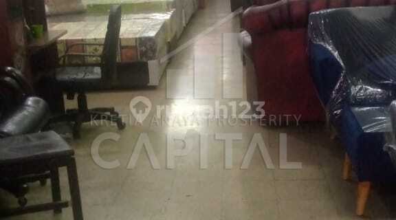 Shop House with Strategic Location, Suitable for Business, Guaranteed to be Busy in Gatot Subroto. 1