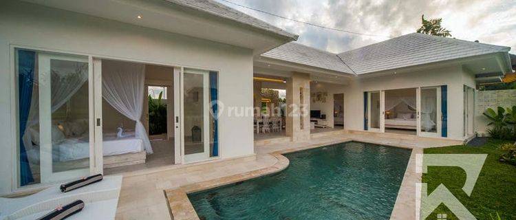 Spacous 3 Bedroom Villa With Ricefield View In Ubud Bali For Sale Leasehold 1