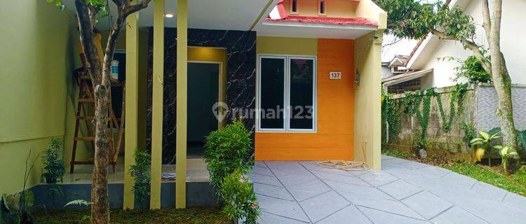 Dijual rumah cantik hook tengah di Sentul city 1