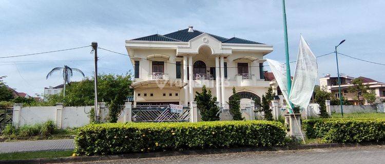Disewa Villa Luas di Perumahan Graha Metropolitan 1
