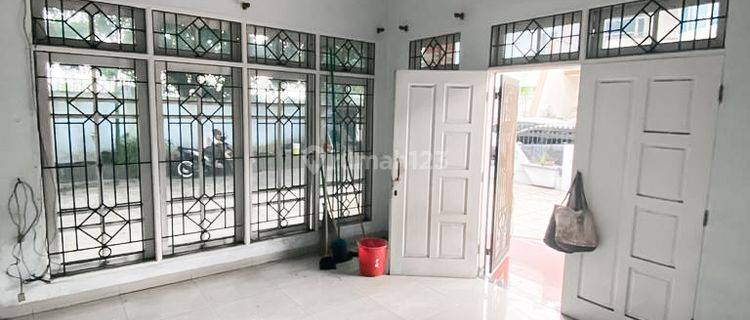 Di Jual Murah Villa Komp. Taman Polonia Inti Kota 1