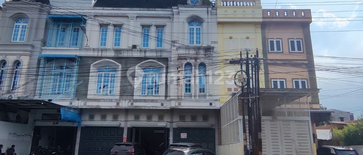 Cheap Empty Shop House, Pasar 3 Krakatau Street 1