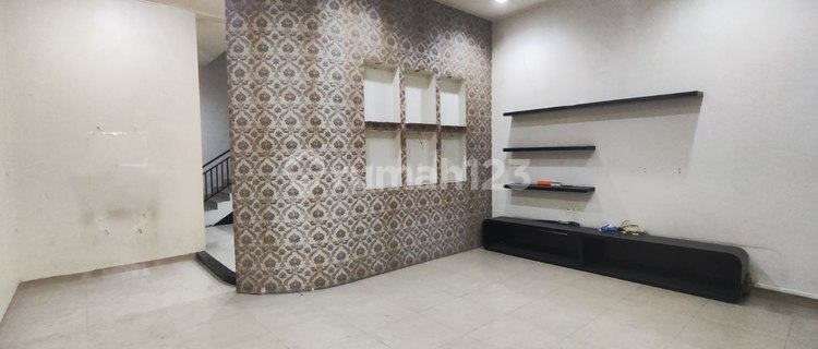 Villa Cemara Asri Dijual Murah Siap Huni 1