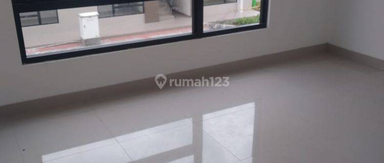 Brand New Rumah Town House 2 Lantai di Kresek, Tangerang 1