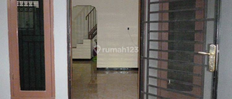 Rumah 3 Kt 1 Km 1,5 Lantai Bebas Banjir Poris Indah hubungi. Ingche 087771028179 1